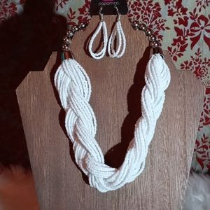 Necklace/Earrings Set